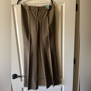 Express Editor pant in brown. Size 6L